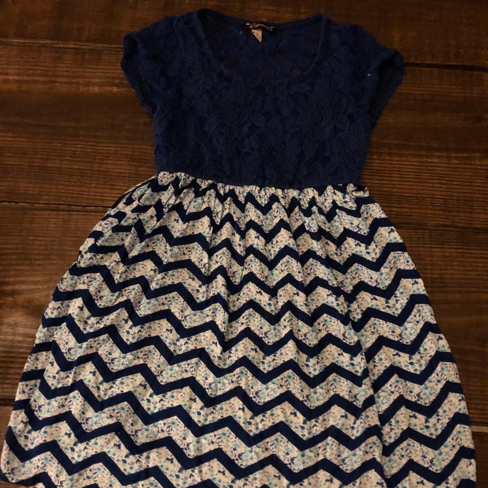 3 Like new dresses